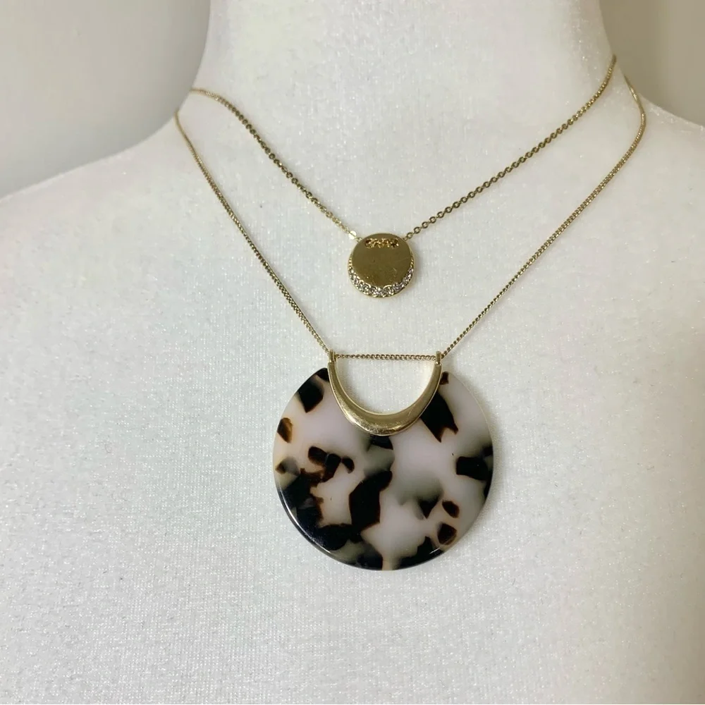 NWT Express layered necklace gold and black